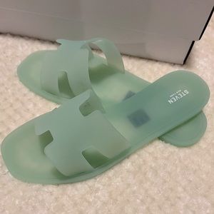 NIB STEVEN NY by STEVE MADDEN Andrian Jelly Slide Sandal